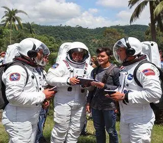 visita de astronautas da NASA