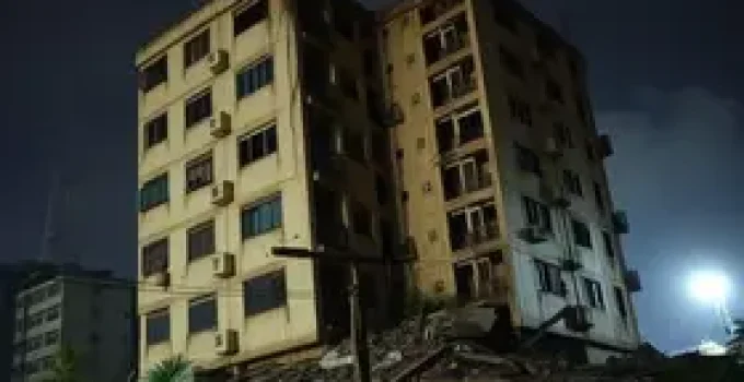 prédio abandonado